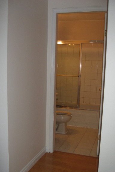 2 Bedroom Garden Suite for Rent - 4268 Skeena St, Vancouver, BC 2