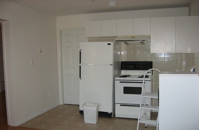 2 Bedroom Garden Suite for Rent - 4268 Skeena St, Vancouver, BC 4
