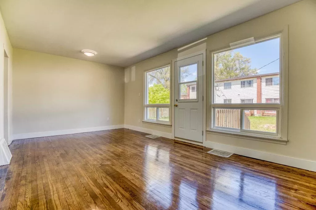 3 Bedroom Townhouse for Rent - 321 Yonge Street, Kingston, ON 3