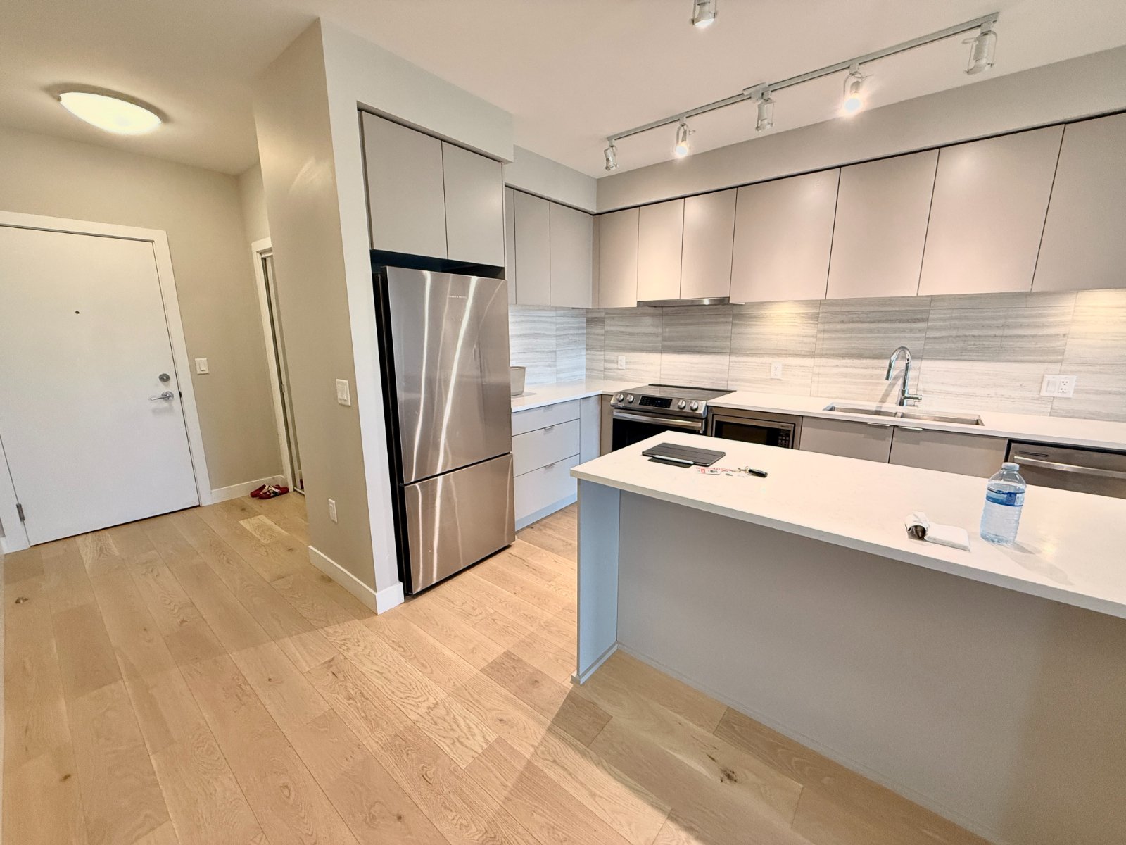 2 Bedroom Apartment for Rent - 8725 University Cres, Burnaby, BC 3