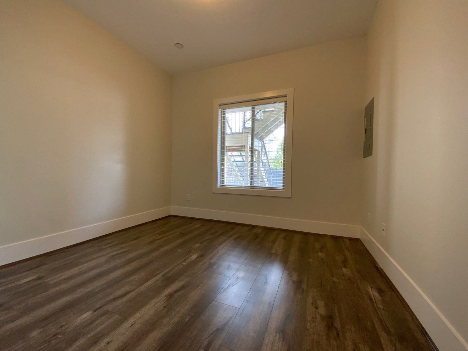 2 Bedroom Basement Suite for Rent - 6843 Salisbury Ave, Burnaby, BC 4
