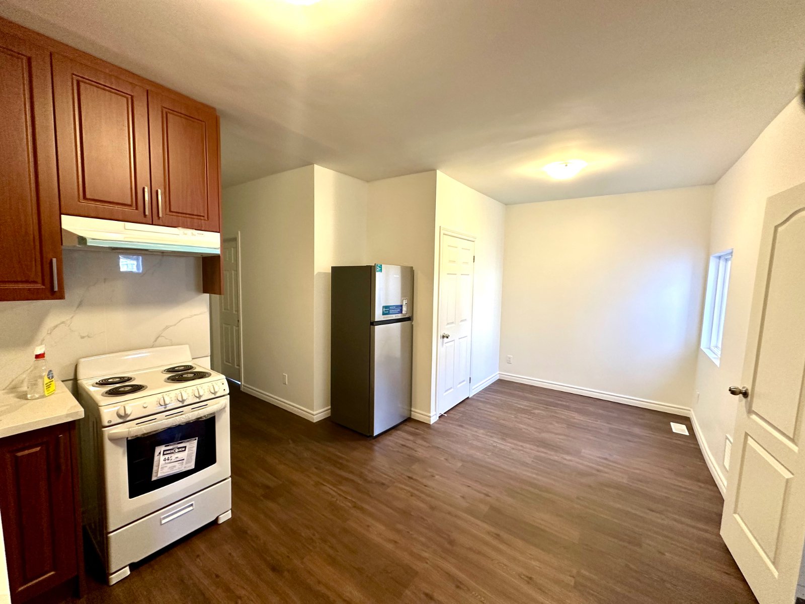 3 Bedroom Townhouse for Rent - 278 Shuter St, Toronto, ON 2