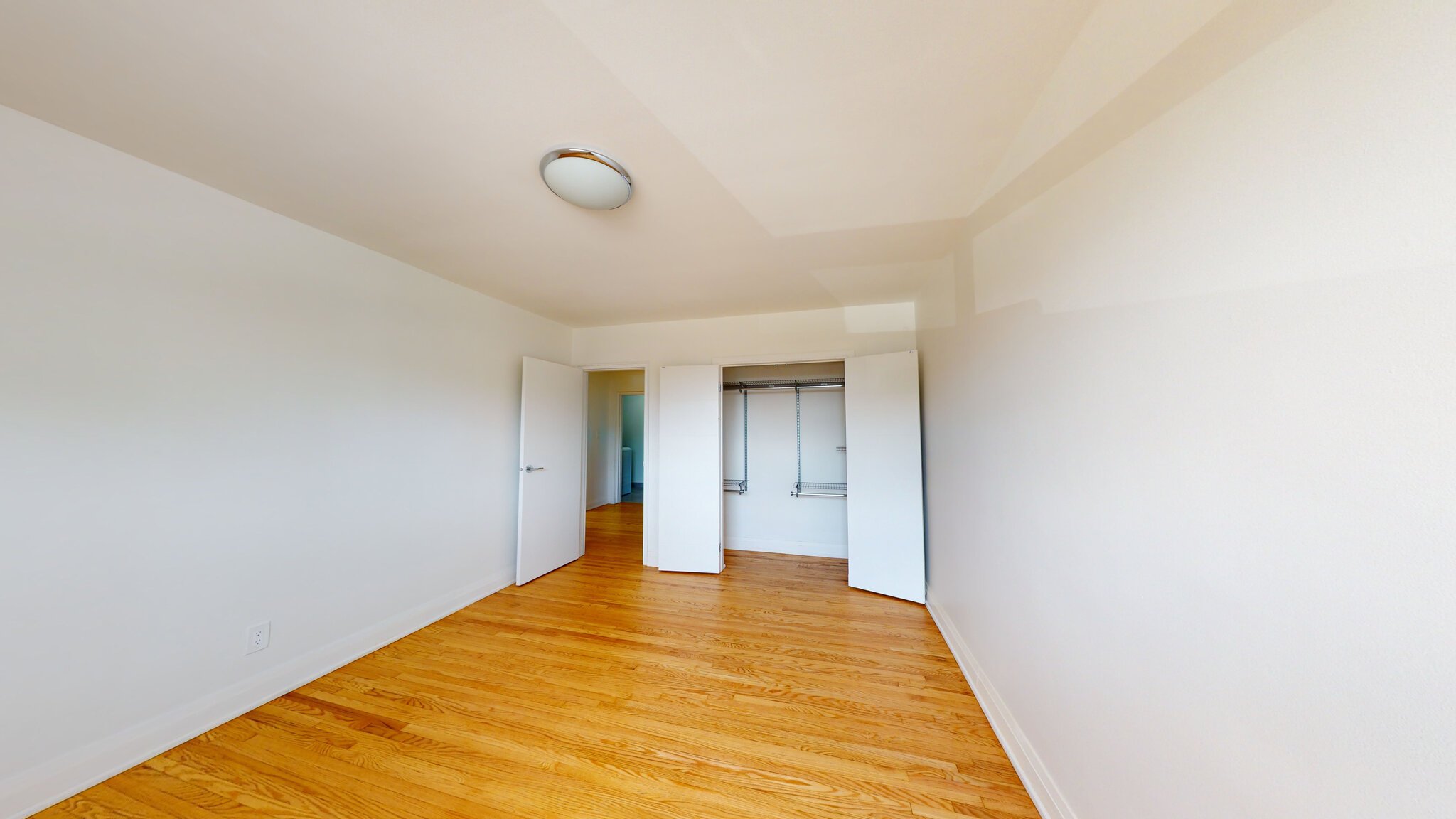 2 Bedroom Apartment for Rent - 1259-1275 Brant St, Burlington, ON 4