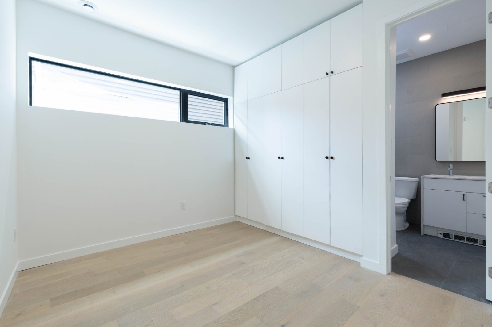 3 Bedroom Apartment for Rent - 60 Jones Ave, Toronto, ON 5