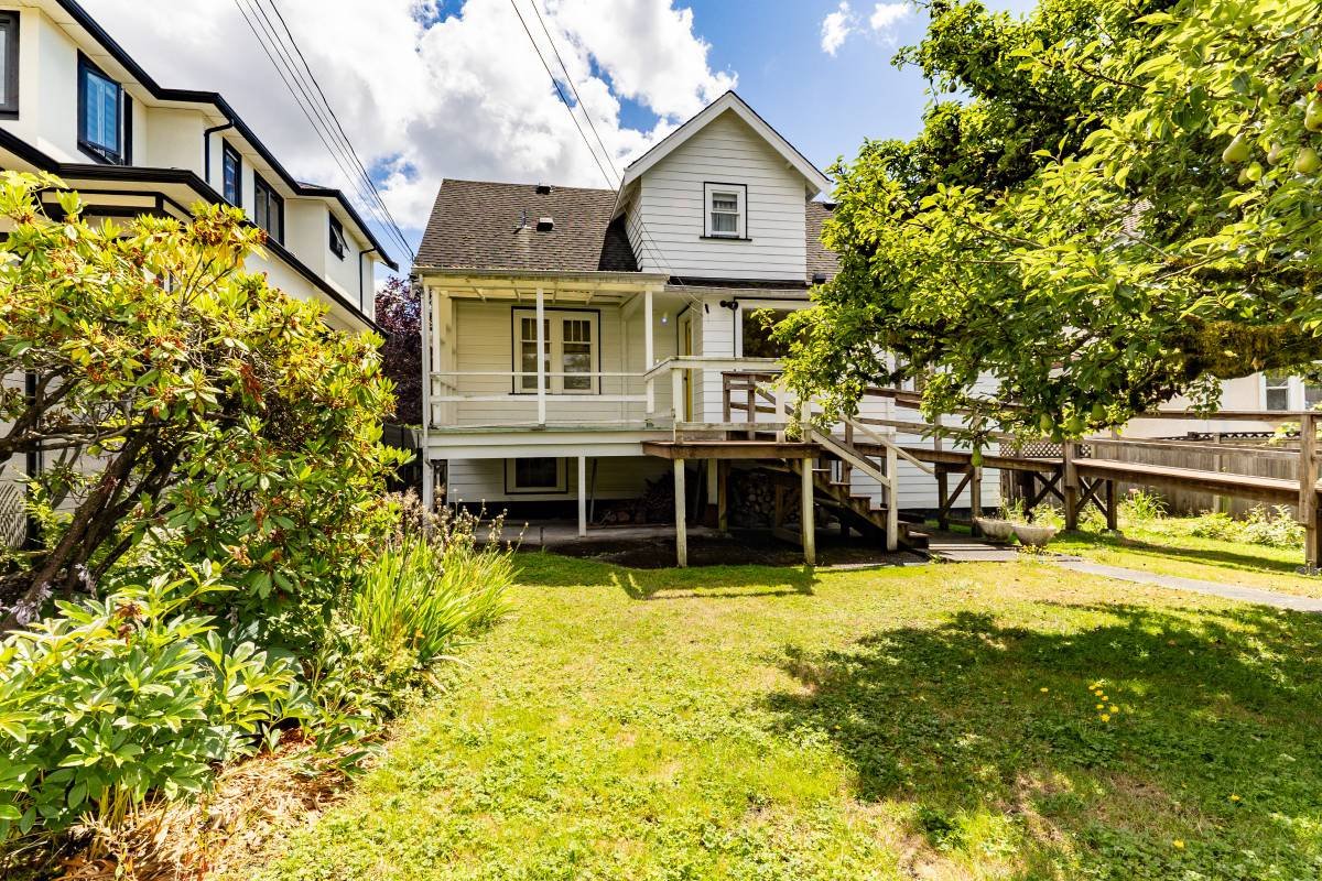 4 Bedroom House for Rent - 1969 W 43rd Ave, Vancouver, BC 2