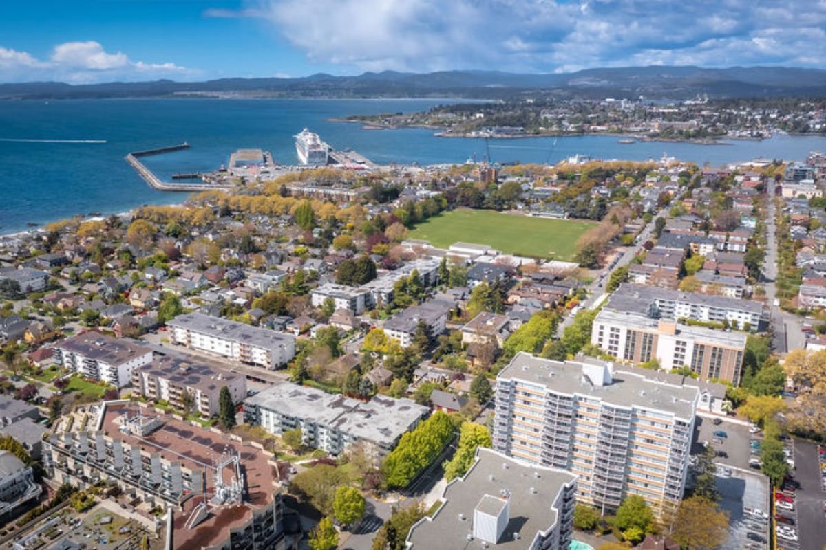 Studio Apartment for Rent - 180 Croft Street, Victoria, BC 5