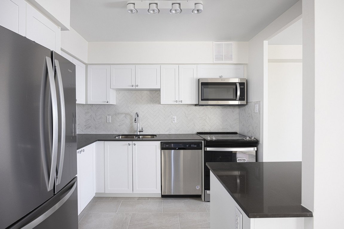 2 Bedroom Apartment for Rent - 2450 & 2460 Weston Rd, Toronto, ON 2