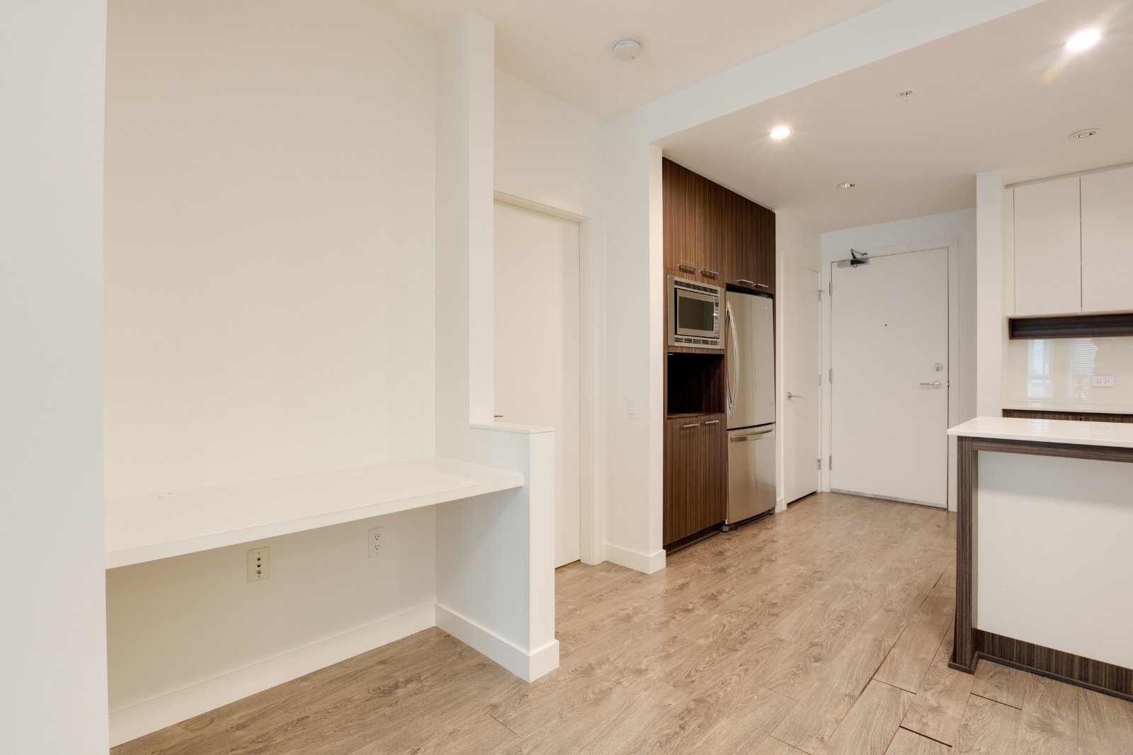 2 Bedroom Apartment for Rent - 9250 University High St, Burnaby, BC 3