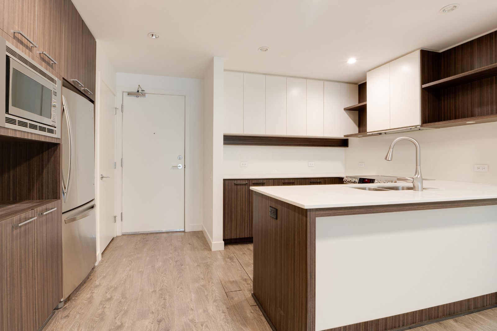 2 Bedroom Apartment for Rent - 9250 University High St, Burnaby, BC 2