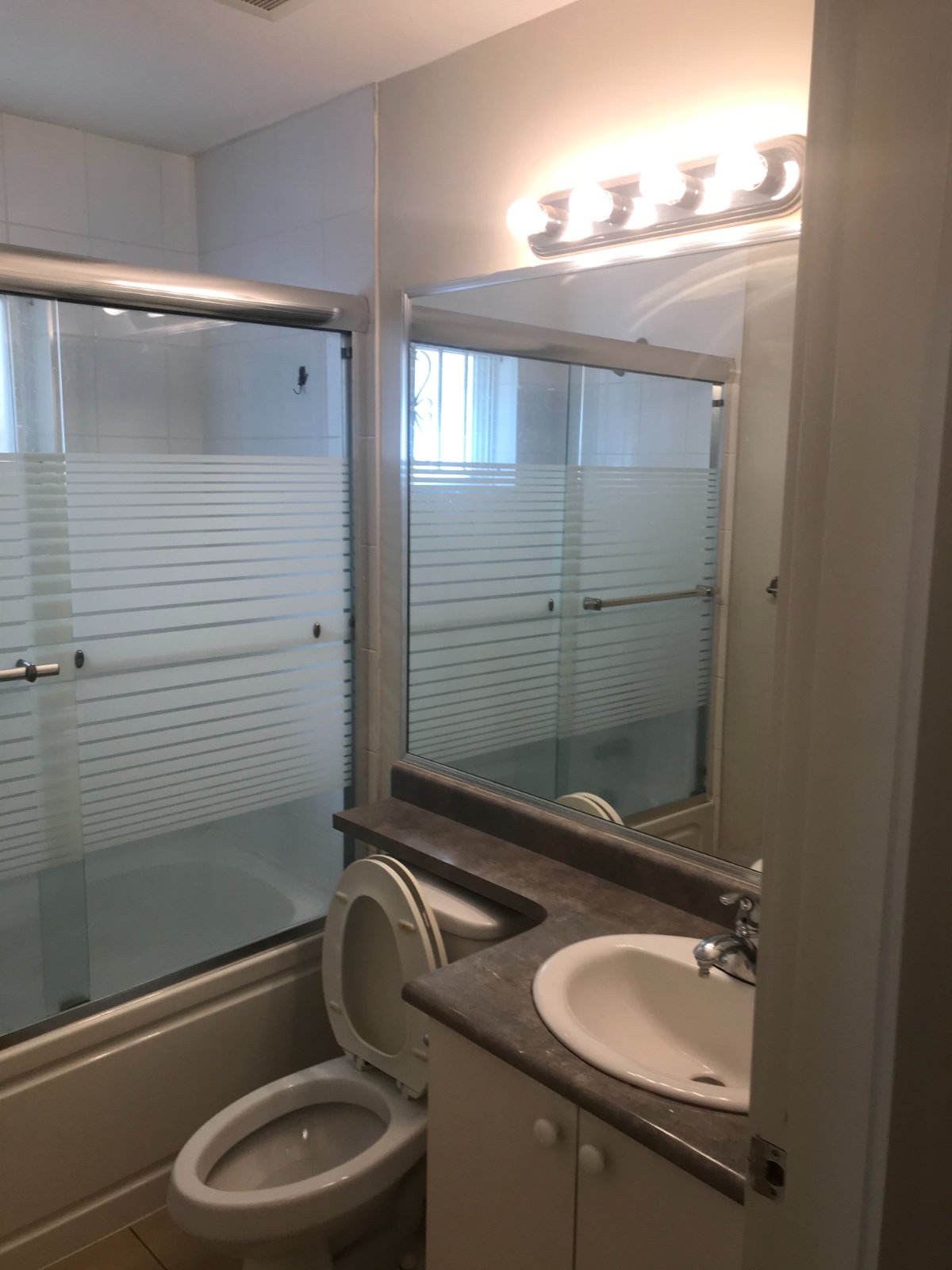 2 Bedroom Private Suite for Rent - 2282 Galt St, Vancouver, BC 3