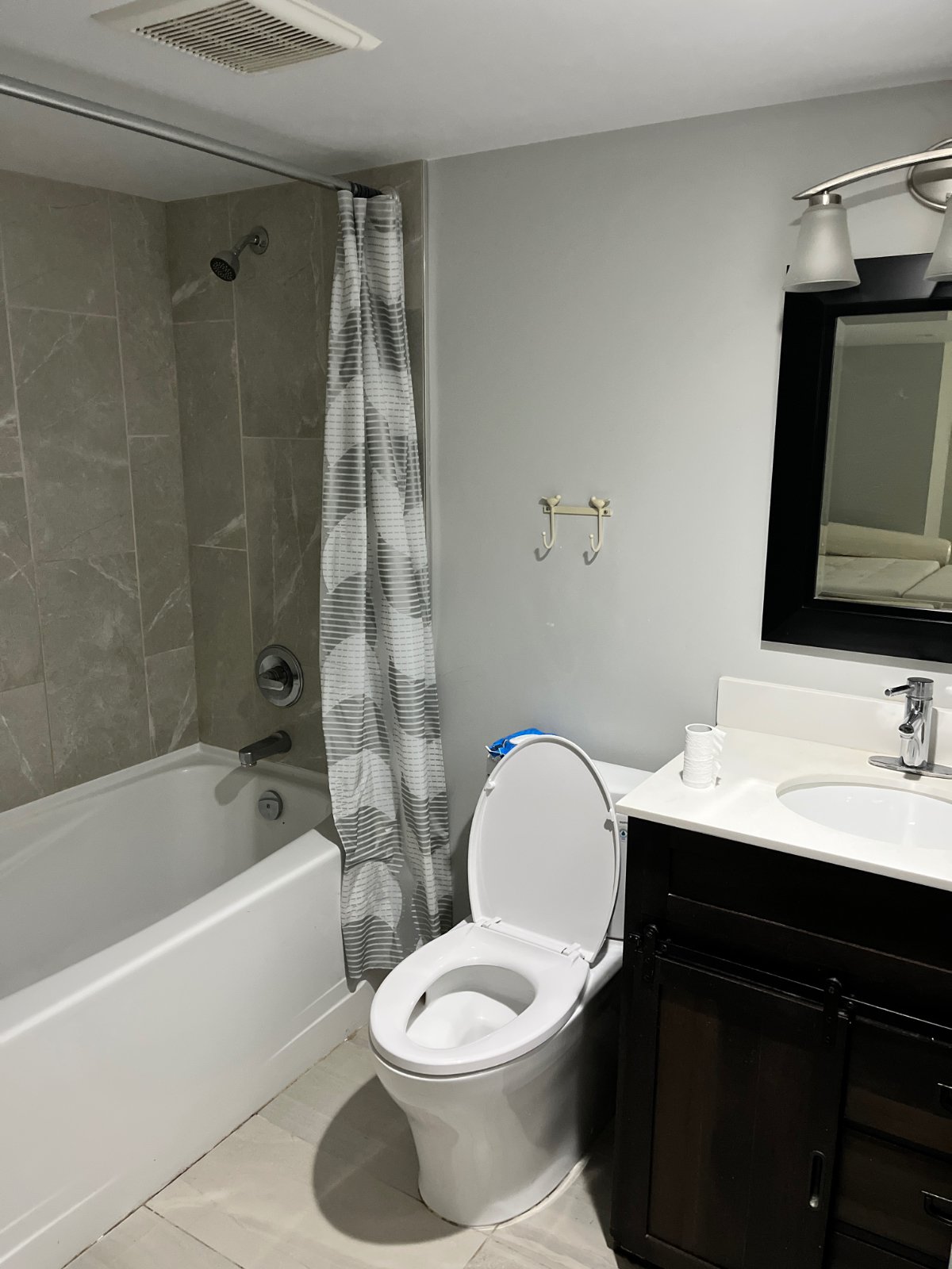 4 Bedroom House for Rent - 2828 W 6th Ave ,Vancouver,BC , V6K 1X1, Vancouver, BC 5