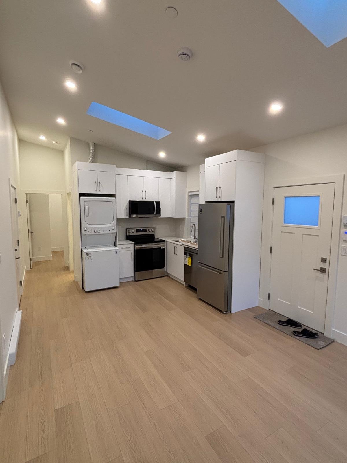 2 Bedroom Townhouse for Rent - 2541 E Kent Ave N, Vancouver, BC 2