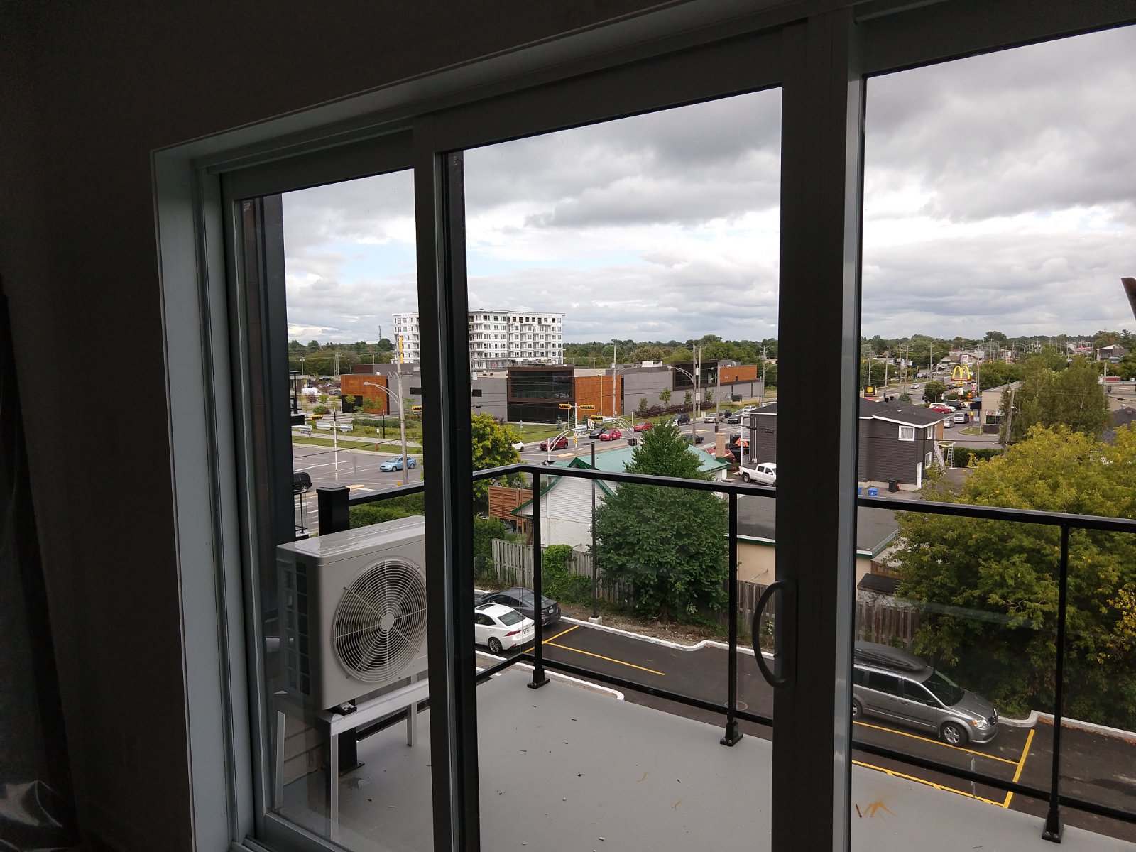 2 Bedroom Apartment for Rent - 829 Boulevard du Curé-Labelle, Blainville, QC 3