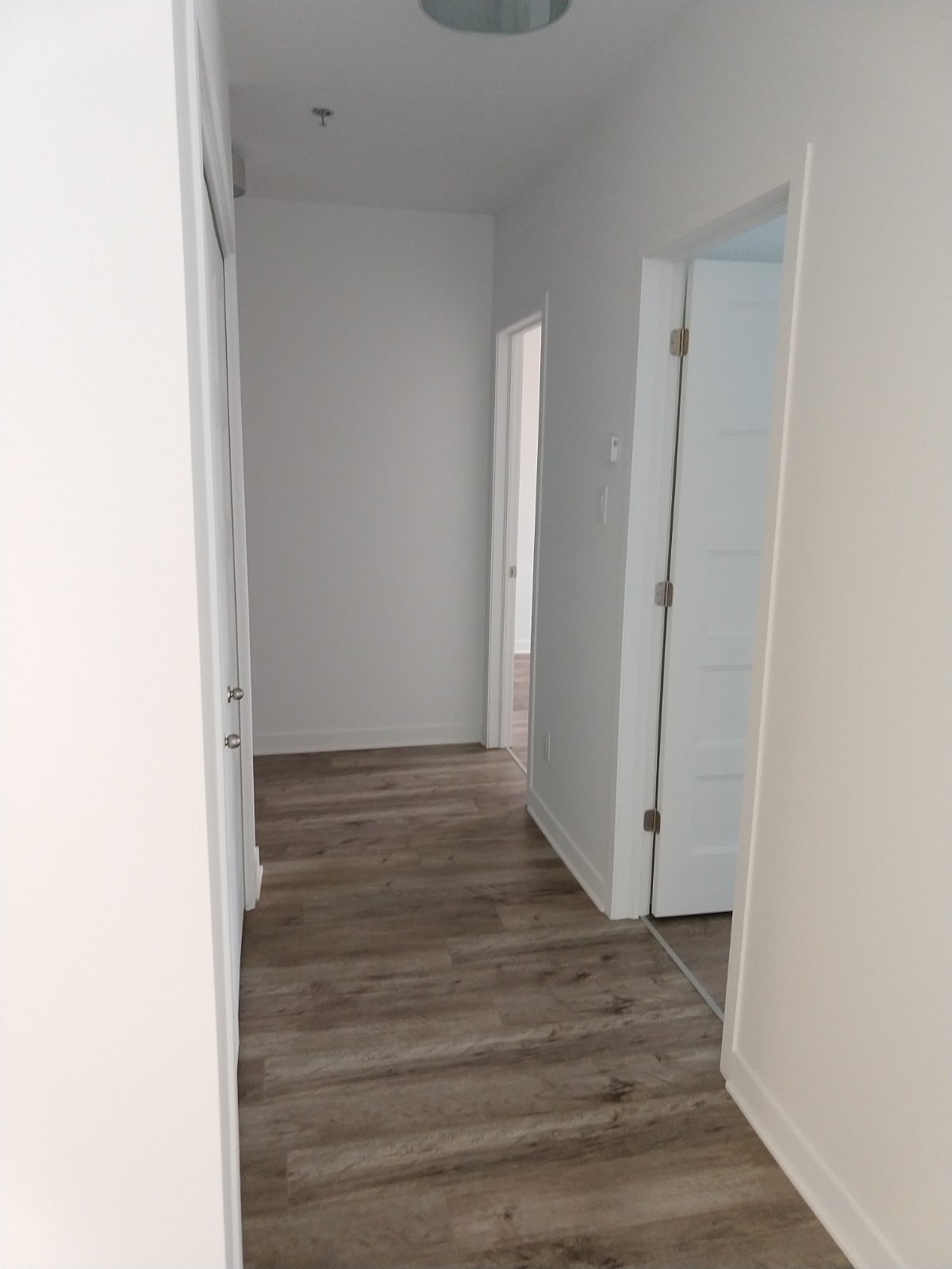 2 Bedroom Apartment for Rent - 829 Boulevard du Curé-Labelle, Blainville, QC 2