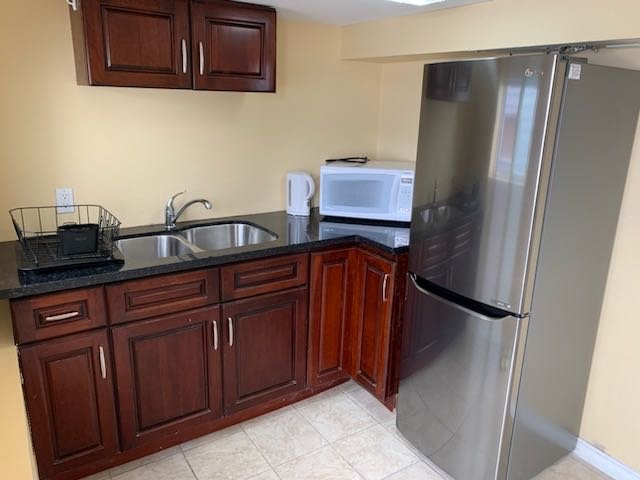 Room in House for Rent - W King Edward Ave, Vancouver, BC 4