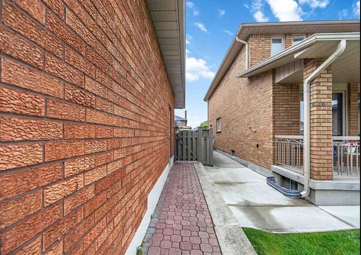2 Bedroom House for Rent - 61 Gas Light Cres, Vaughan, ON 2