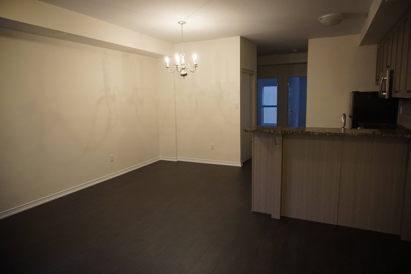 2 Bedroom Townhouse for Rent - 17 Coneflower Cres, York, ON 5