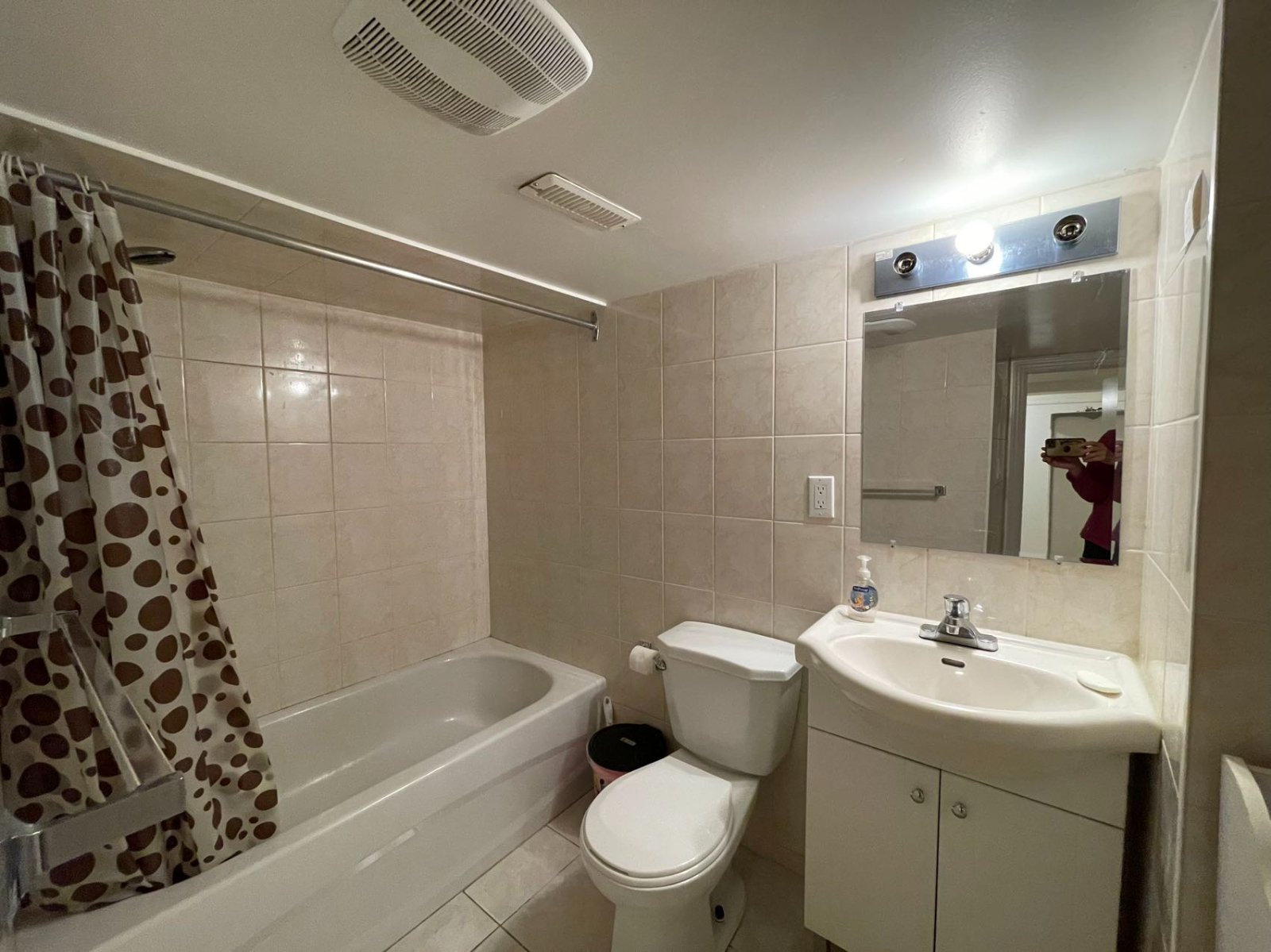 Room in House for Rent - 37 Tobruk Cres, York, ON 5