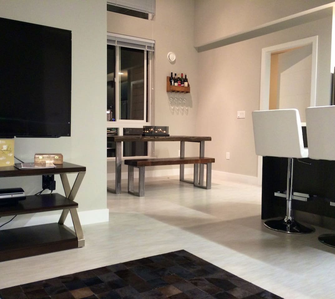 2 Bedroom Apartment for Rent - 717 3rd St W, North Vancouver, BC 3
