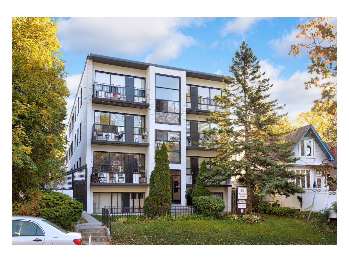 Studio Apartment for Rent - 619 Woodbine Avenue, Toronto, ON 3