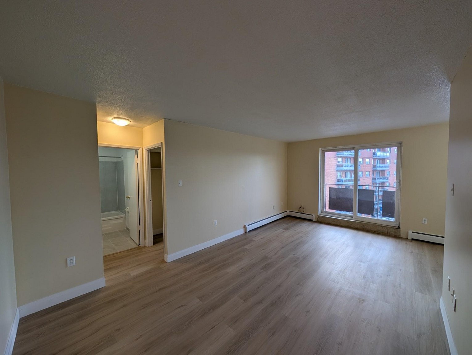 2 Bedroom Apartment for Rent - 2685 King Street East, Hamilton, ON 3
