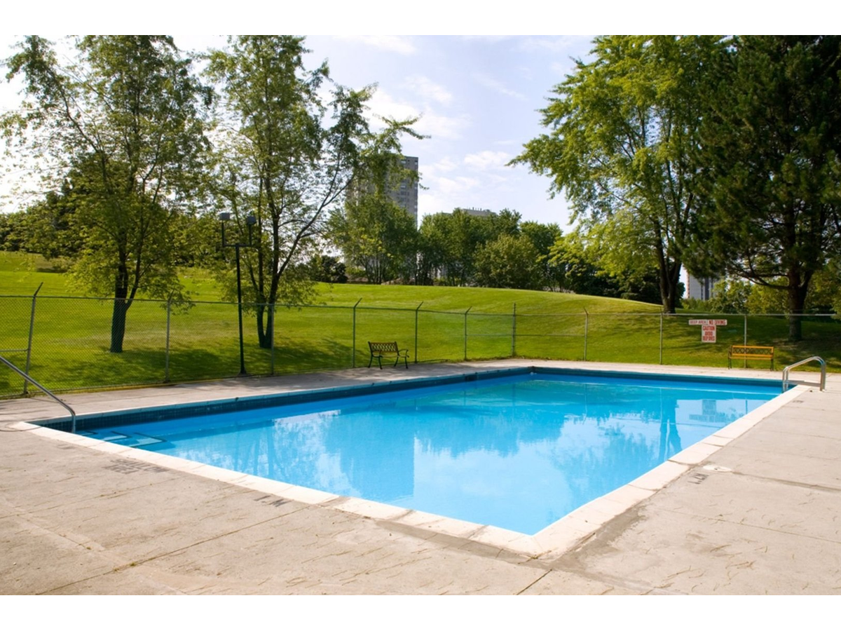 3 Bedroom Apartment for Rent - 300 Antibes Drive, Toronto, ON 5