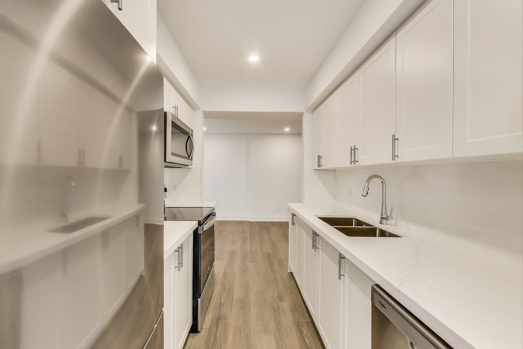 Studio Townhouse for Rent - 400 390 - 400 Woodsworth Road, North York, ON 2