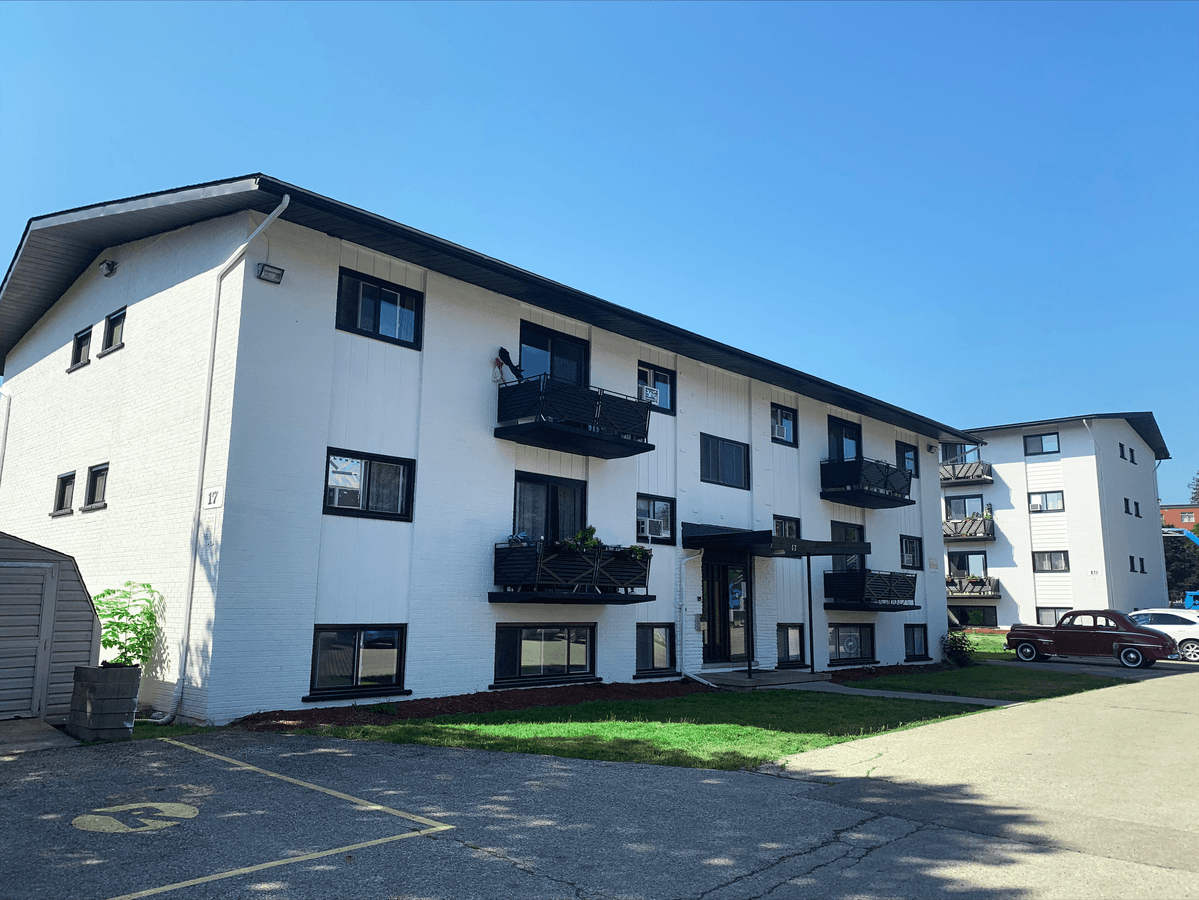 2 Bedroom Apartment for Rent - 5-19 Amos Avenue & 340-358 Erb Street West, Waterloo, ON 2