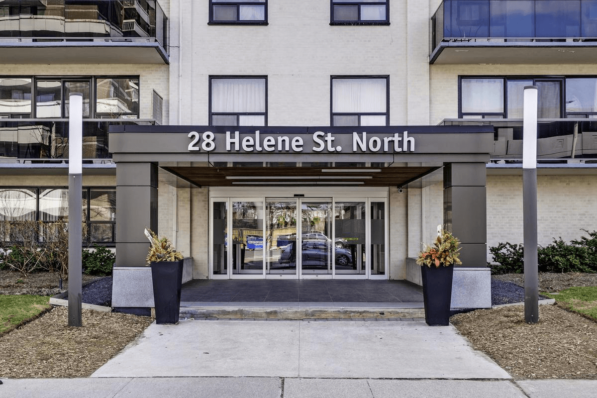 2 Bedroom Apartment for Rent - 28 Helene St. N, Mississauga, ON 2