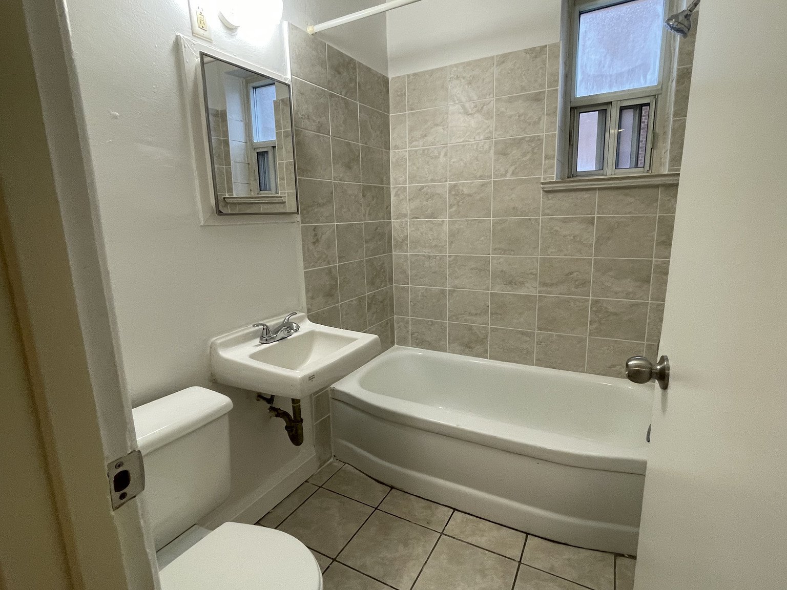 2 Bedroom Apartment for Rent - 365 Melvin Avenue, Hamilton, ON 4