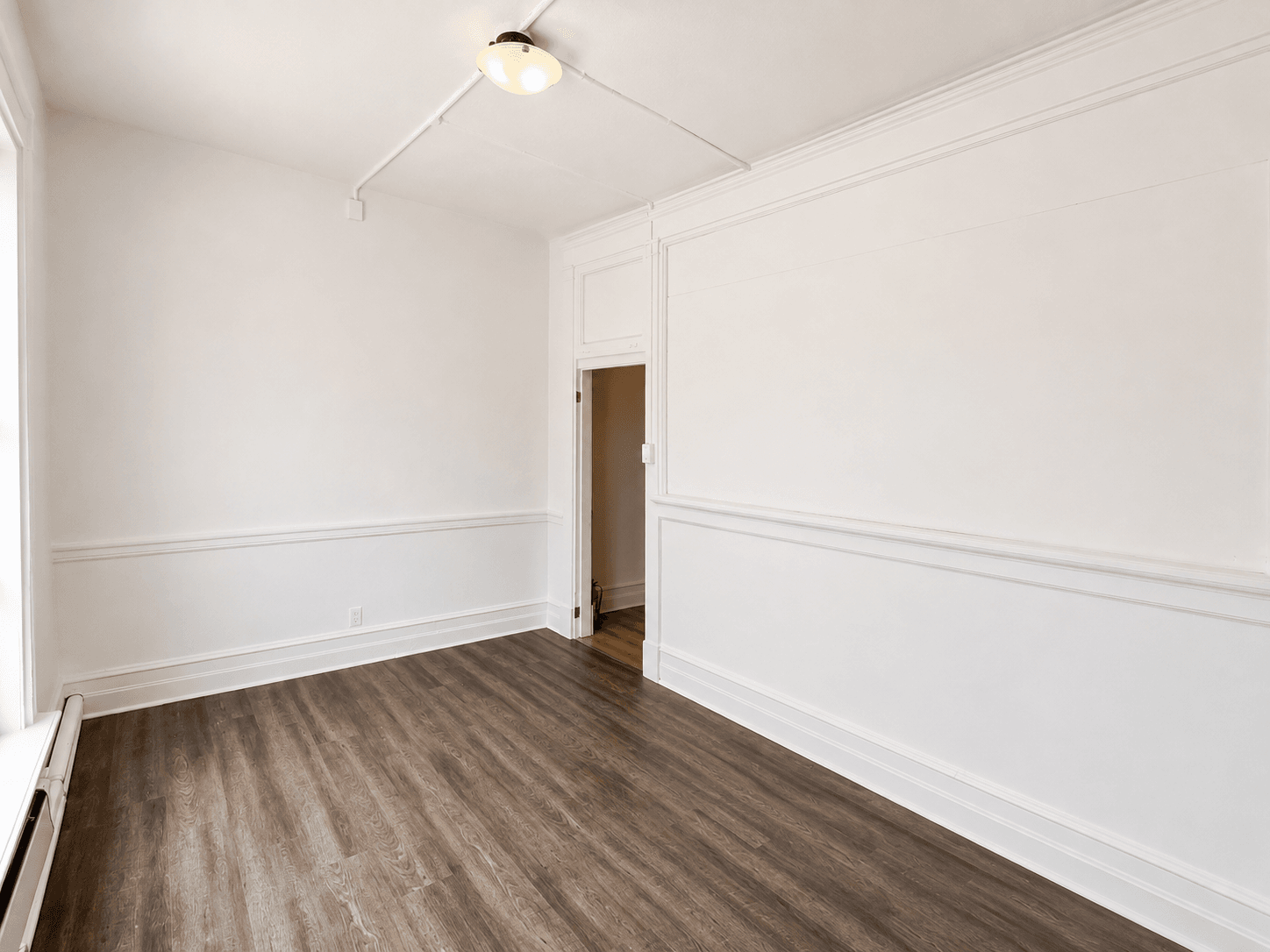 2 Bedroom Apartment for Rent - 2980 Dundas St W, Toronto, ON 3