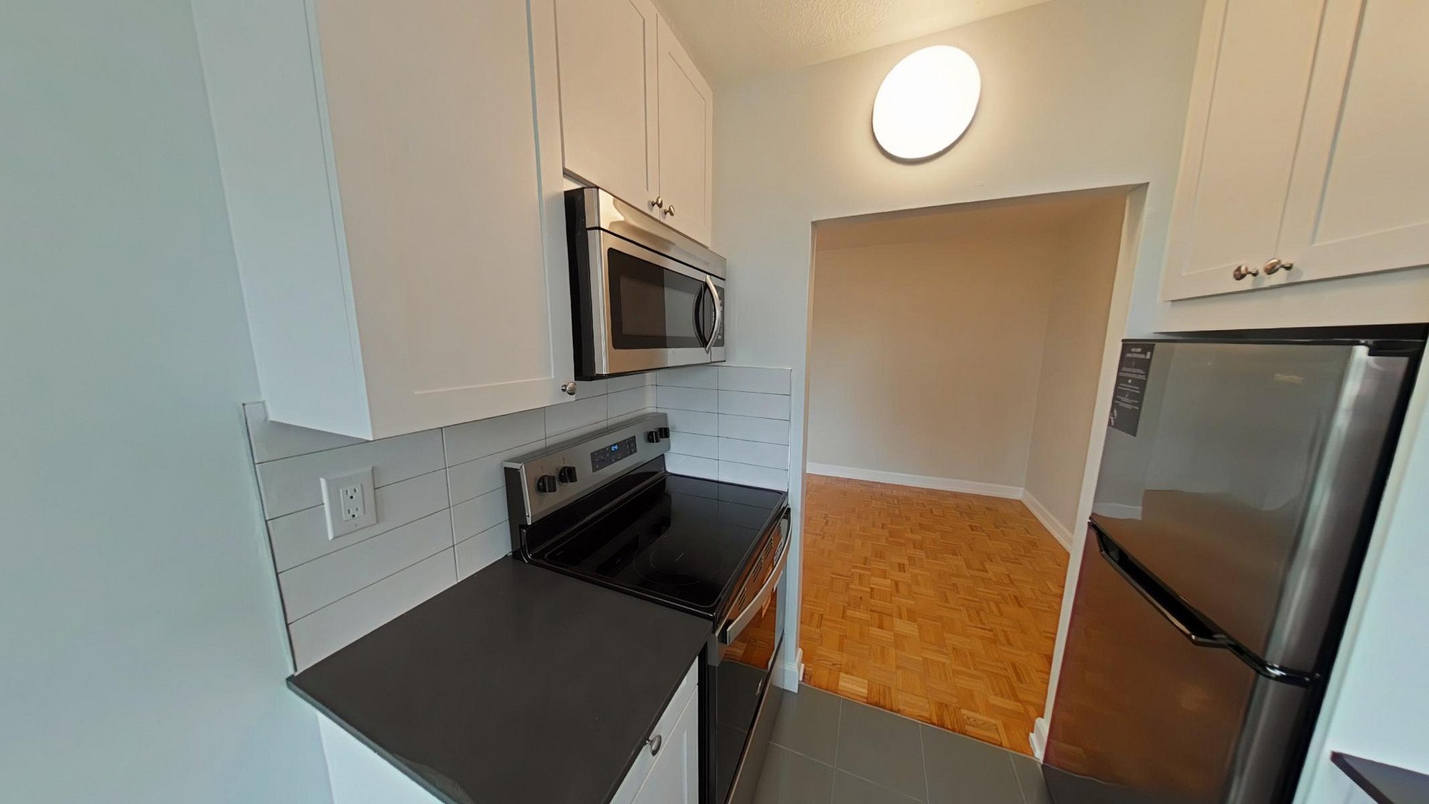 2 Bedroom Apartment for Rent - 36 Thorncliffe Park Drive, East York, ON 4