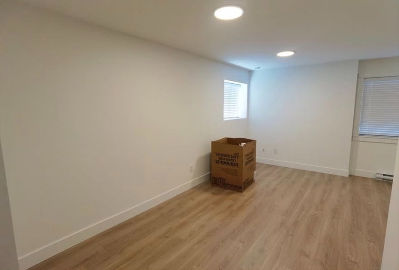 2 Bedroom House for Rent - 168 St, Surrey, BC 4