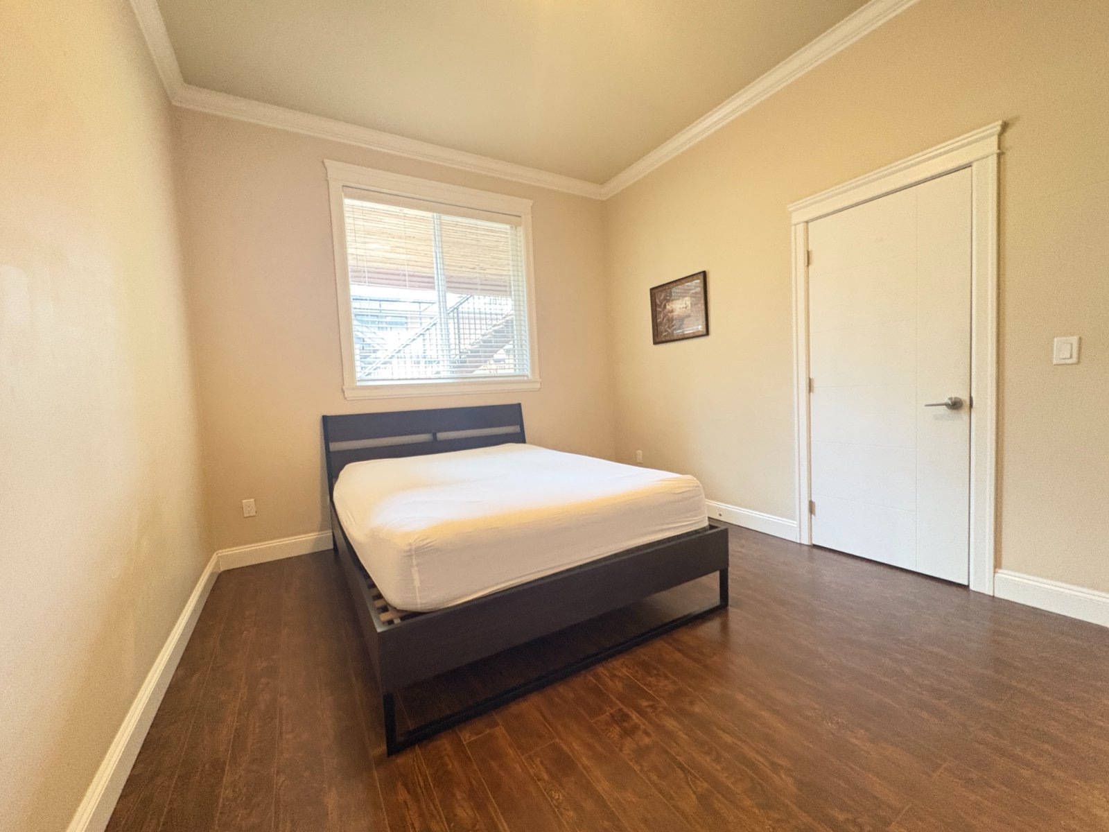 2 Bedroom House for Rent - 151 St, Surrey, BC 2