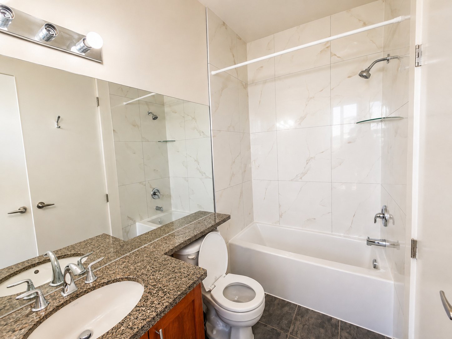 2 Bedroom Apartment for Rent - 2680 Arbutus Street, Vancouver, BC 5