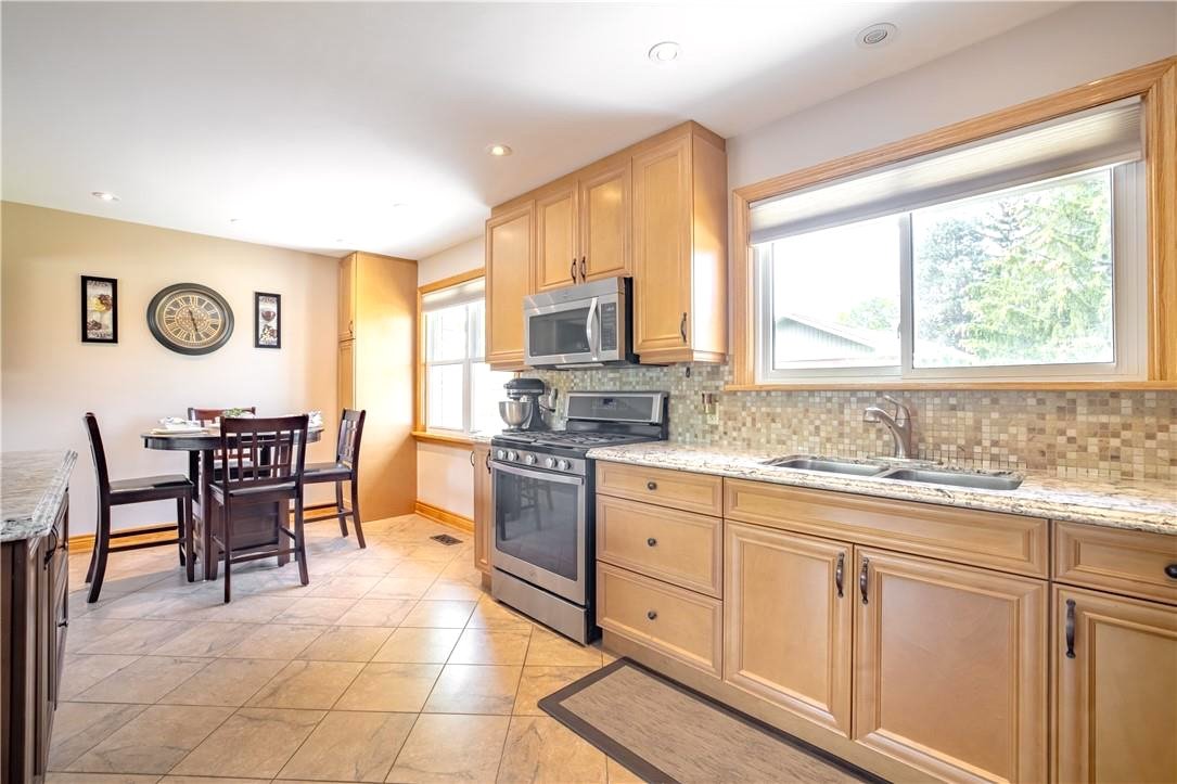 3 Bedroom Private Suite for Rent - 11 Glengarry Rd, St Catharines, ON 2