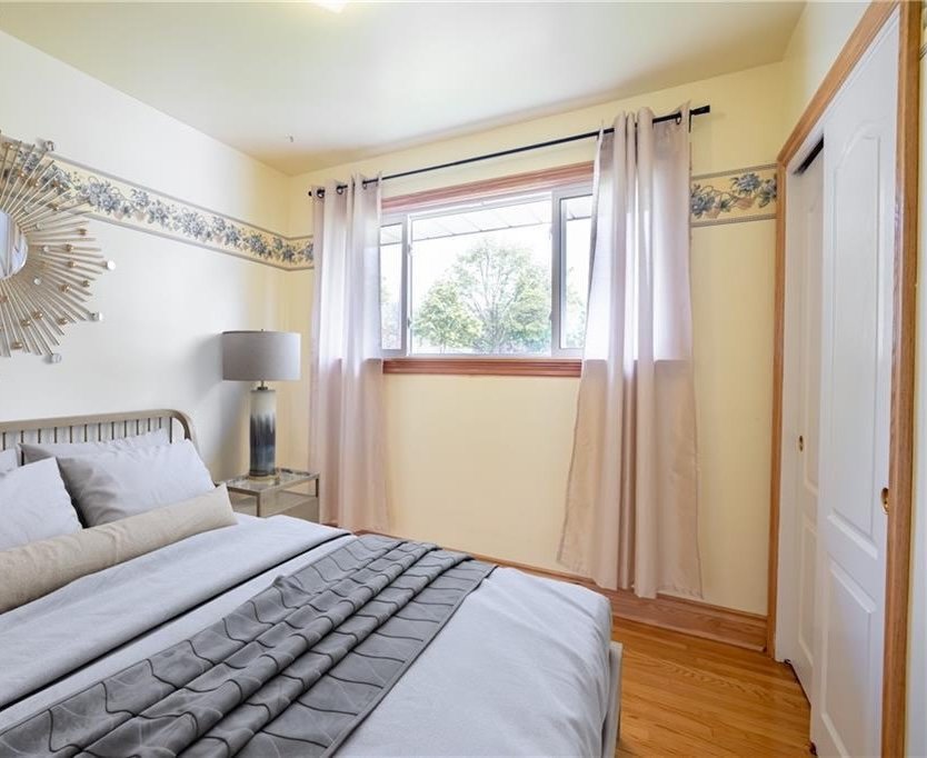 3 Bedroom Private Suite for Rent - 11 Glengarry Rd, St Catharines, ON 5