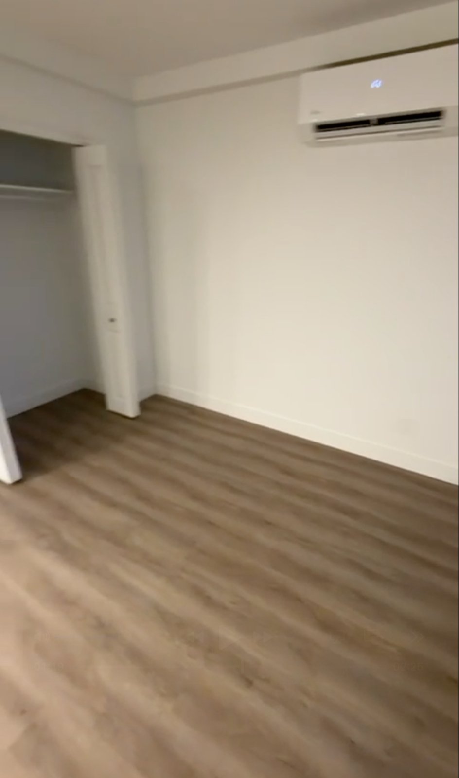 Studio Apartment for Rent - 75 Broadway Ave, Toronto, ON 3