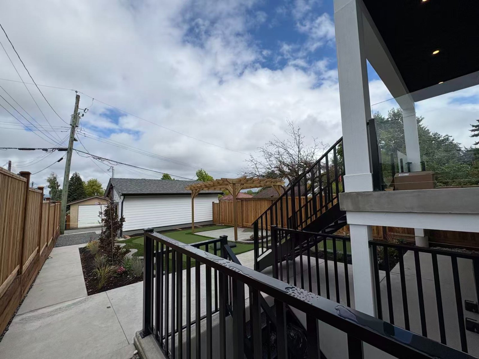 2 Bedroom Basement Suite for Rent - 945 E 28th Ave, Vancouver, BC 3