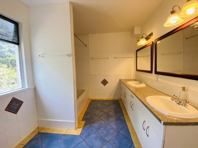 3 Bedroom Basement Suite for Rent - 2840 Fraser Street, Vancouver, BC 4