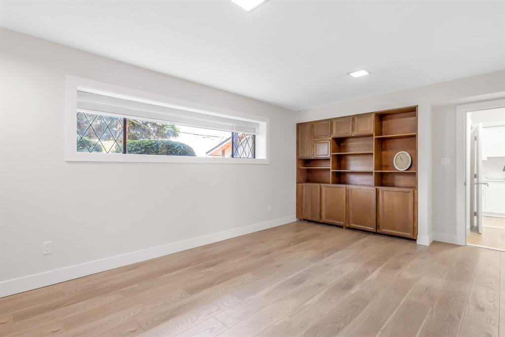 2 Bedroom Private Suite for Rent - 135 St, Surrey, BC 3