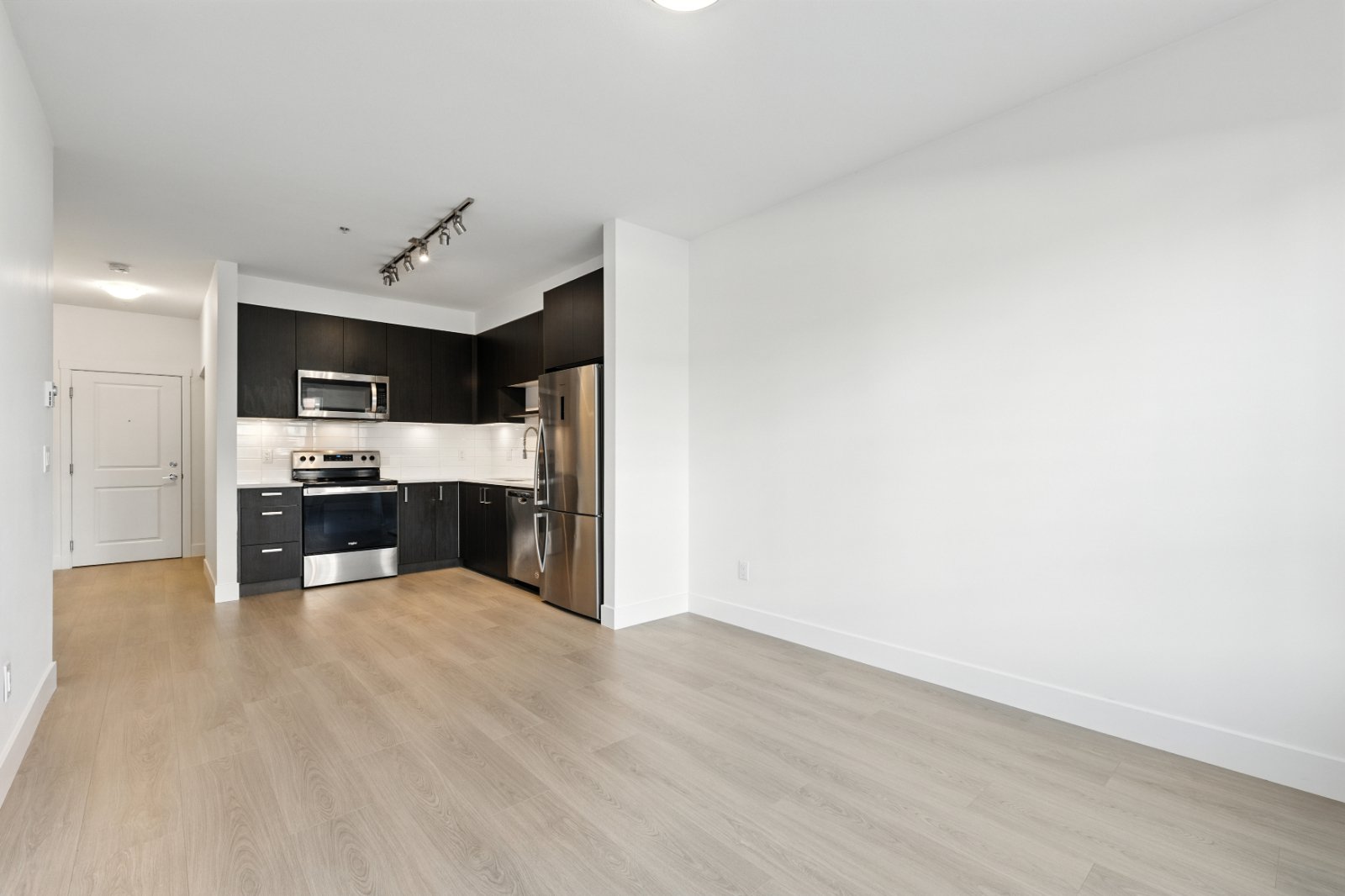 2 Bedroom Apartment for Rent - 13628 81A Ave, Surrey, BC 4