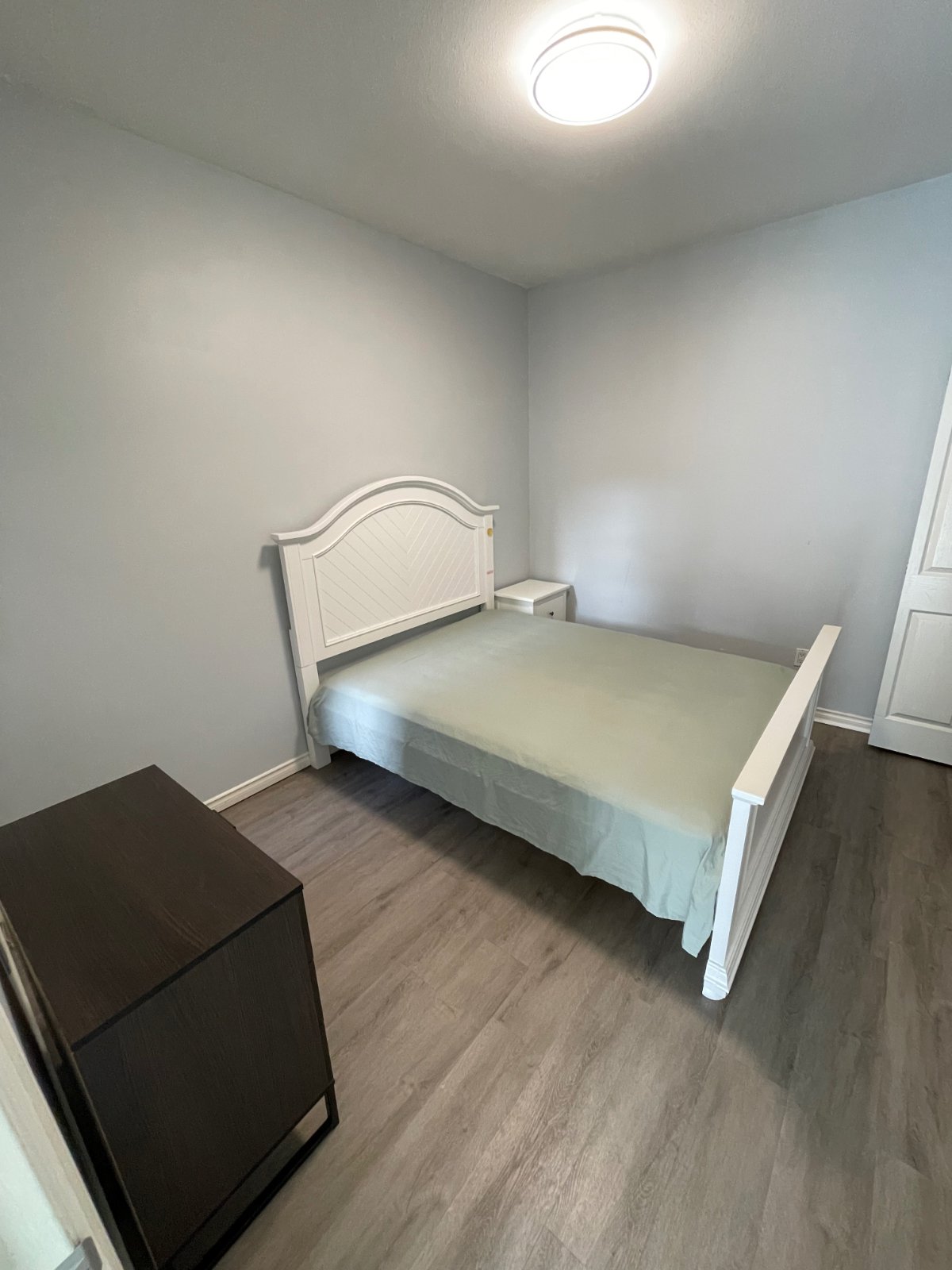 2 Bedroom Private Suite for Rent - 14th Ave, Burnaby, BC 5