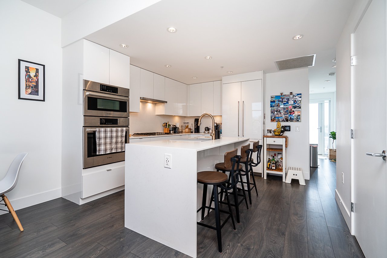 3 Bedroom Apartment for Rent - 2435 Kingsway, Vancouver, BC 3