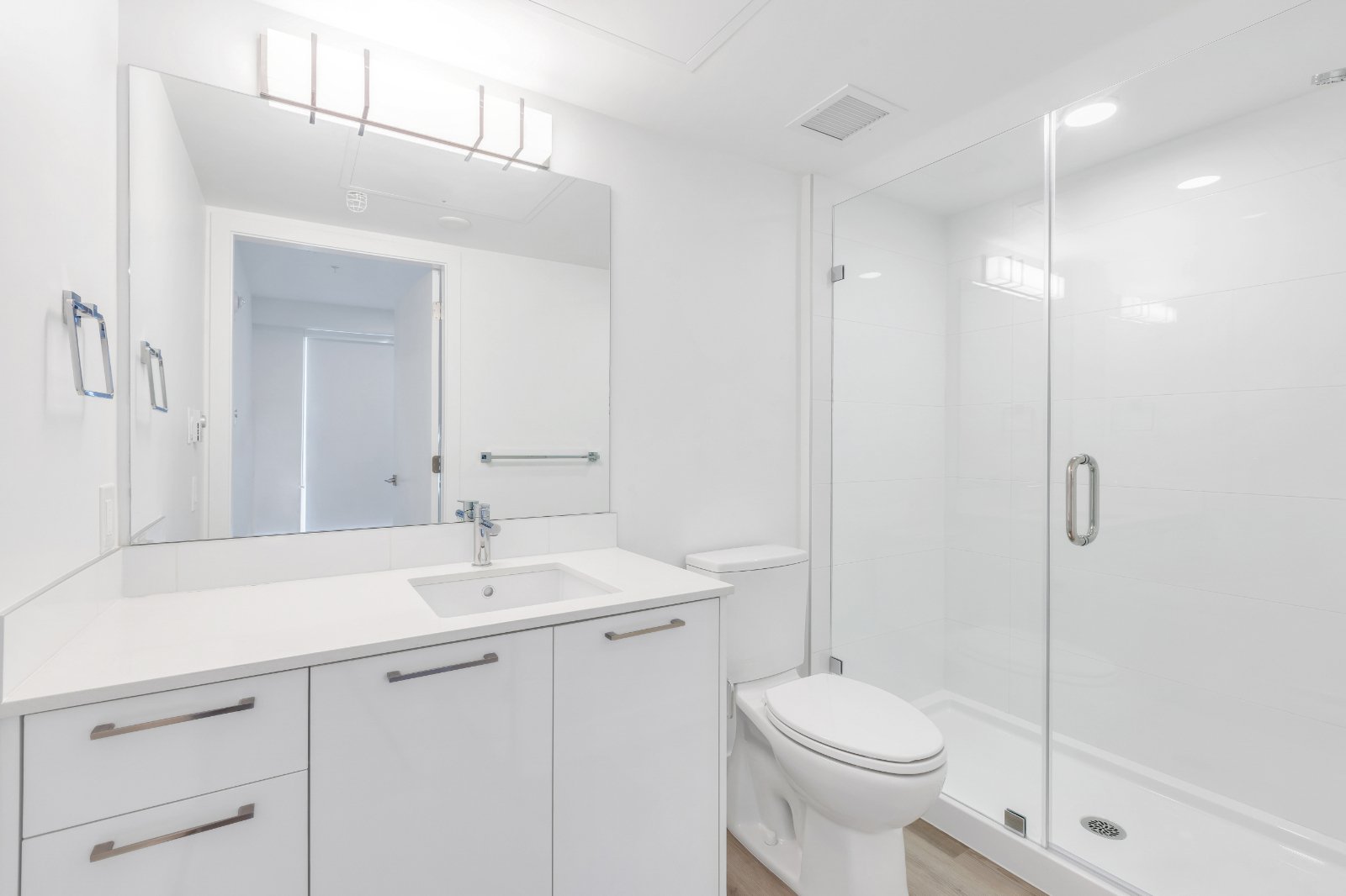 2 Bedroom Apartment for Rent - 8605 Laurel Street, Vancouver, BC 5