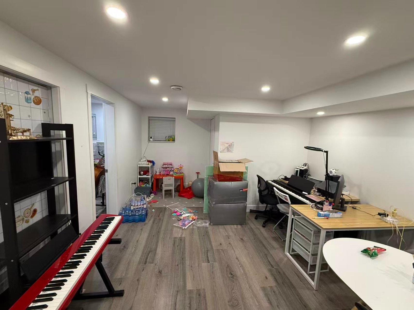 2 Bedroom Basement Suite for Rent - 682 Sperling Ave, Burnaby, BC 5