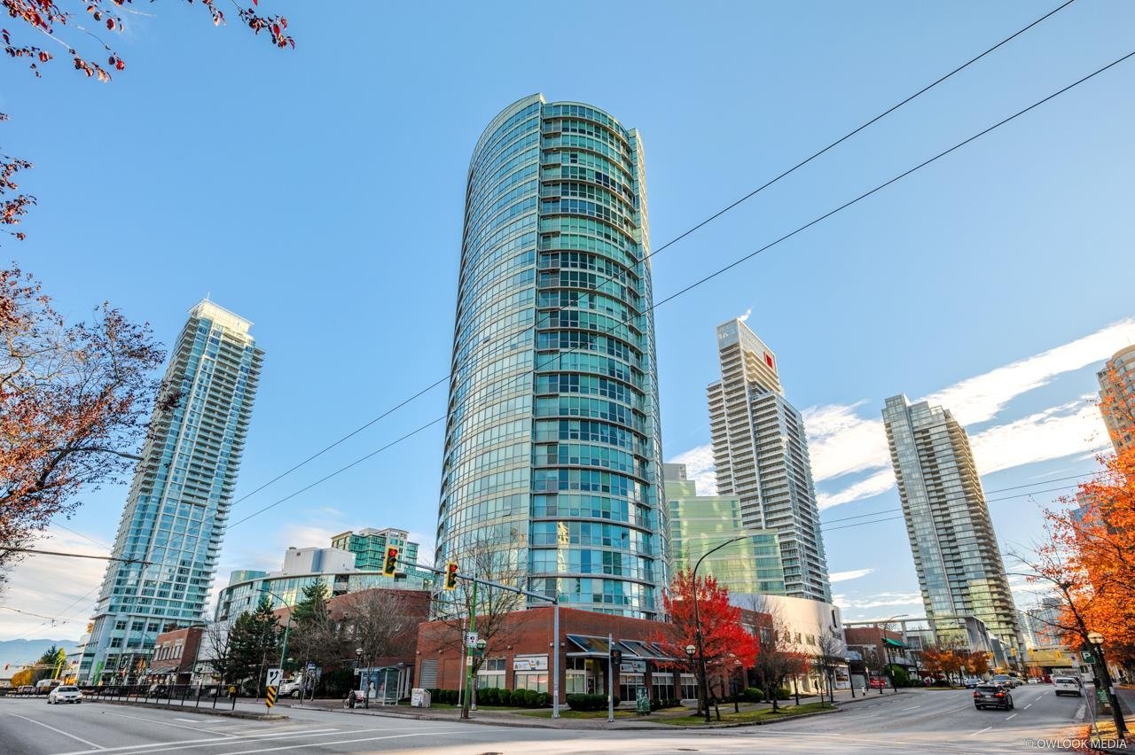 2 Bedroom Apartment for Rent - 6088 Willingdon Ave, Burnaby, BC 2