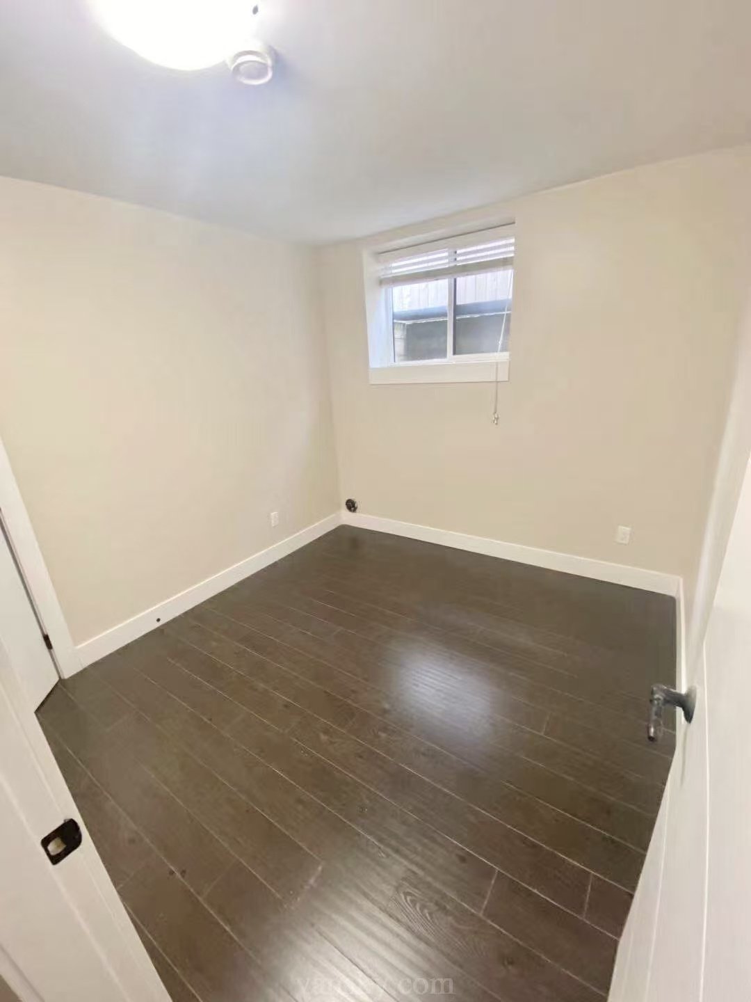 2 Bedroom Basement Suite for Rent - E 63rd Ave, Vancouver, BC 3