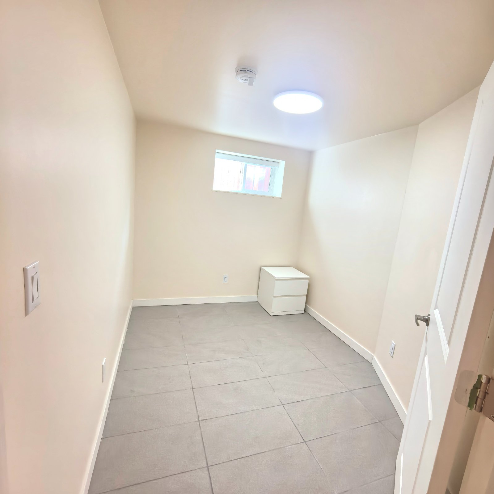 2 Bedroom Basement Suite for Rent - Kilrea Cres, Burnaby, BC 4