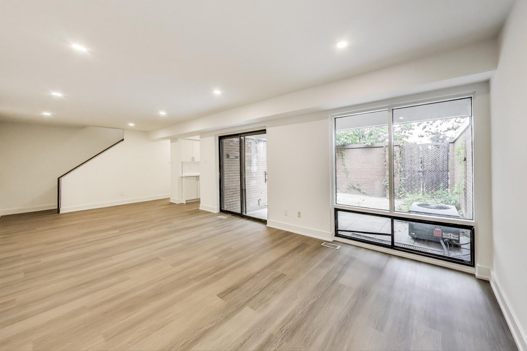 3 Bedroom Townhouse for Rent - 400 390 - 400 Woodsworth Road, North York, ON 4